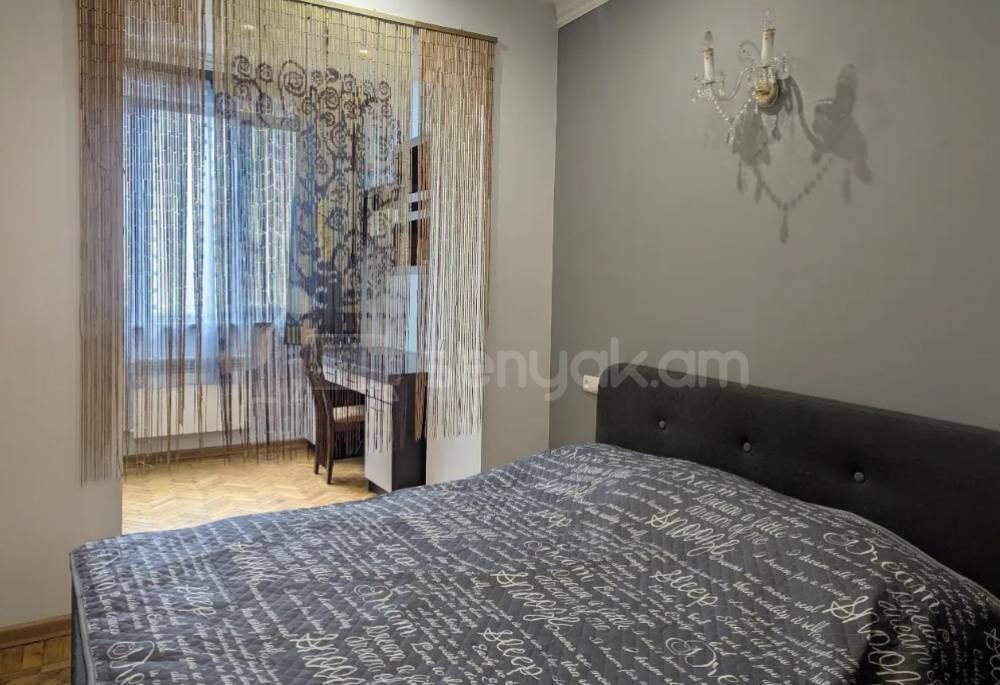 2 Սենյականոց Բնակարան Քարե Շենքում, 57քմ, 2/4 հարկ, Դիզայներական Վերանորոգված, Կահավորված, Արևկող