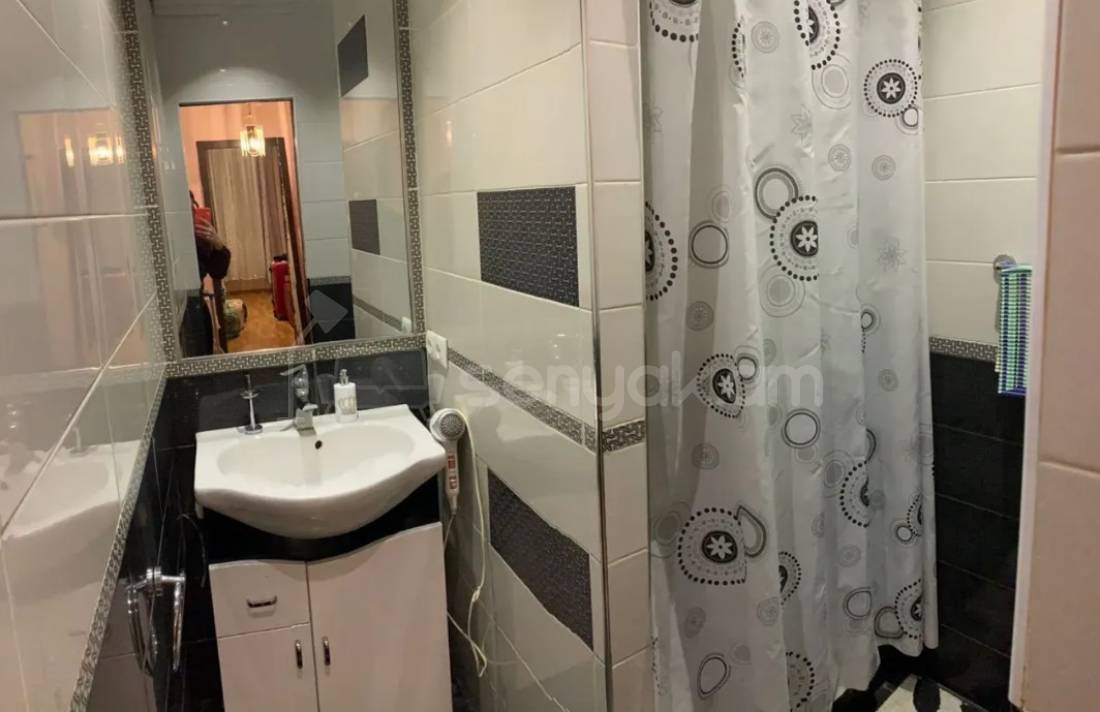 3 Սենյականոց Բնակարան Քարե Շենքում, 90քմ, 13/14 հարկ, Կոսմետիկ Վերանորոգված, Կահավորված, Արևկող