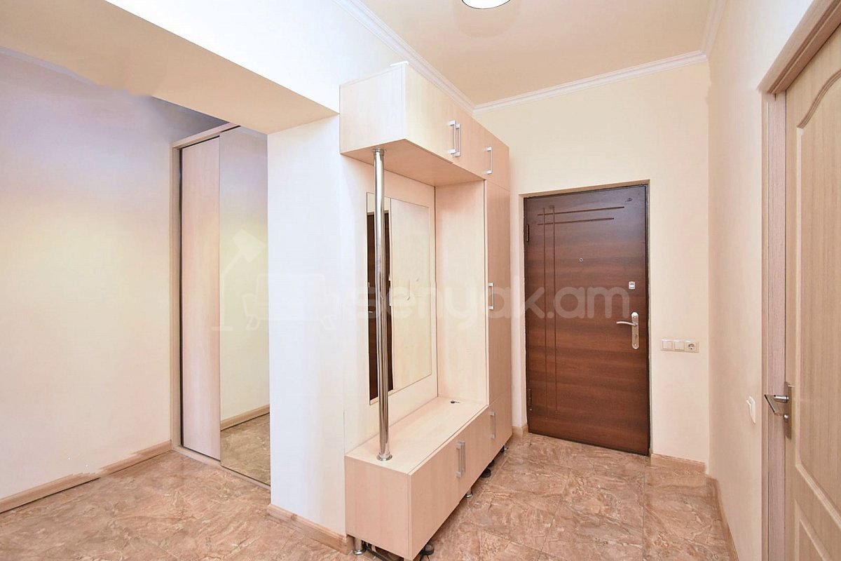 3 Սենյականոց Բնակարան Նորակառույցում, 110քմ, 7/14 հարկ, Կապիտալ Վերանորոգված