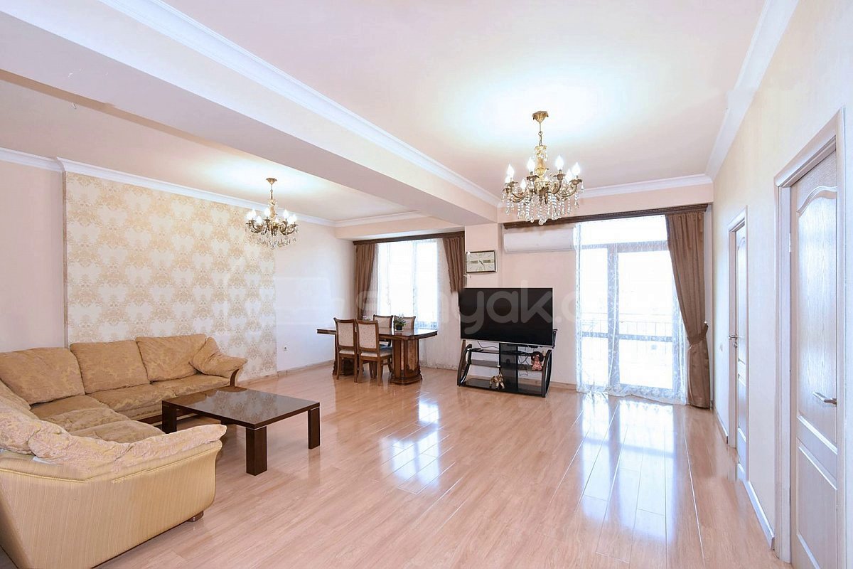 3 Սենյականոց Բնակարան Նորակառույցում, 110քմ, 7/14 հարկ, Կապիտալ Վերանորոգված