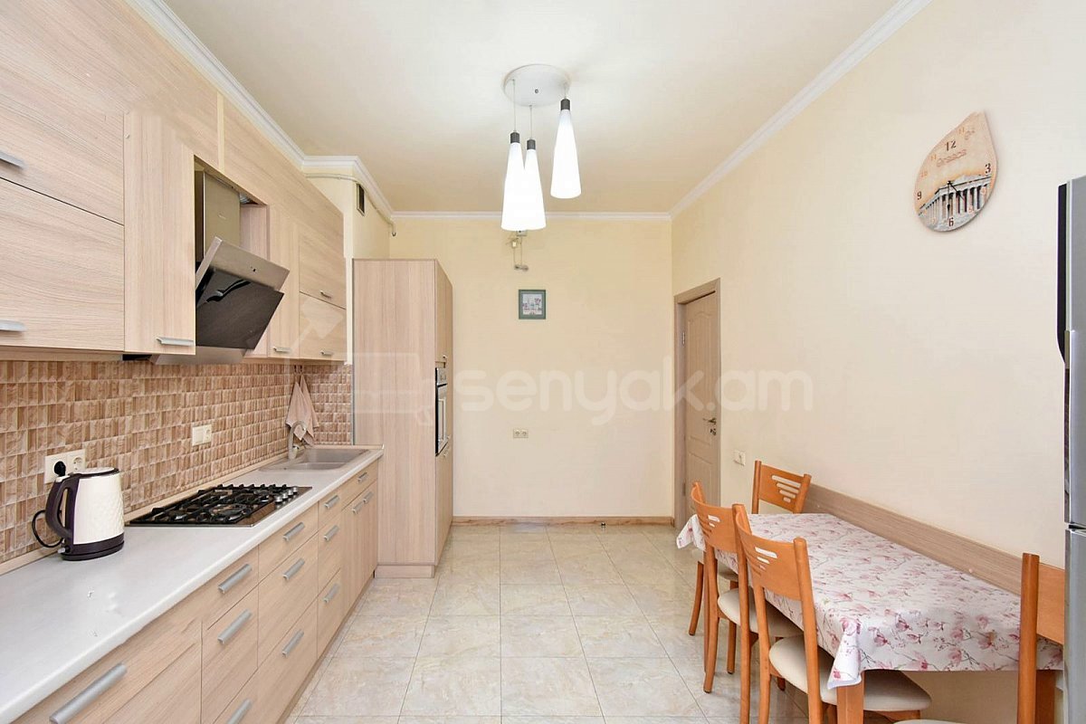 3 Սենյականոց Բնակարան Նորակառույցում, 110քմ, 7/14 հարկ, Կապիտալ Վերանորոգված