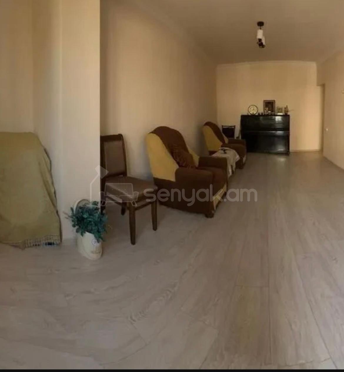 2 Սենյականոց Բնակարան Քարե Շենքում, 57քմ, 5/5 հարկ, Կապիտալ Վերանորոգված