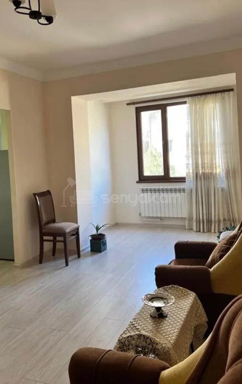 2 Սենյականոց Բնակարան Քարե Շենքում, 57քմ, 5/5 հարկ, Կապիտալ Վերանորոգված