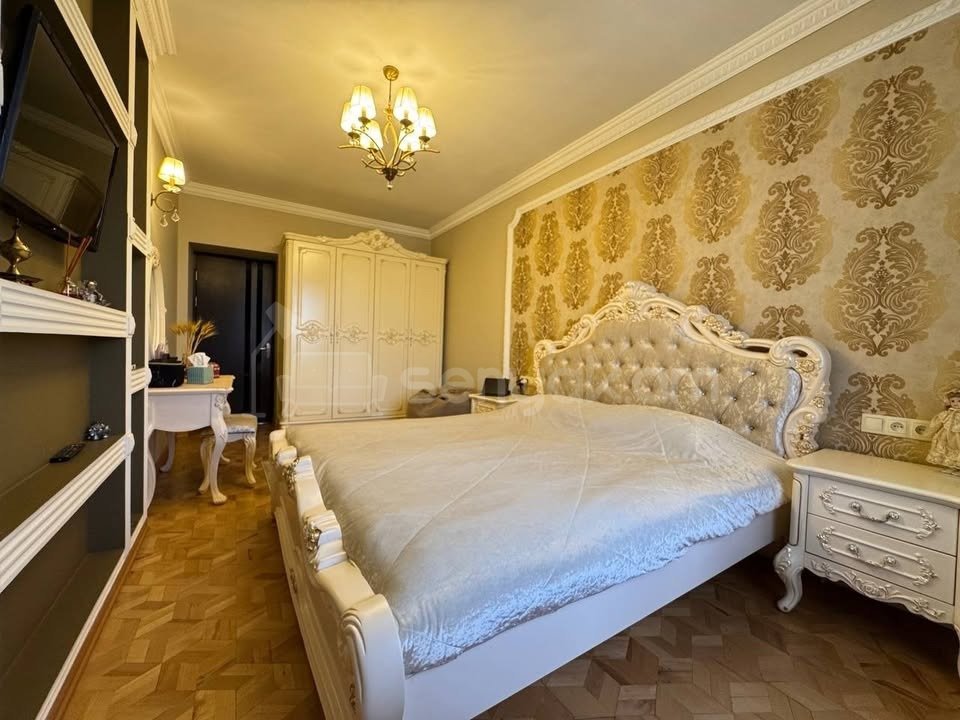 2 Սենյականոց Բնակարան Քարե Շենքում, 68քմ, 5/5 հարկ, Կապիտալ Վերանորոգված