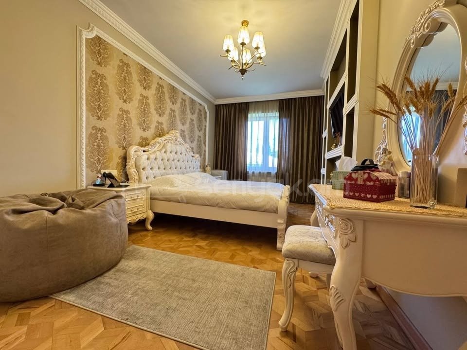 2 Սենյականոց Բնակարան Քարե Շենքում, 68քմ, 5/5 հարկ, Կապիտալ Վերանորոգված