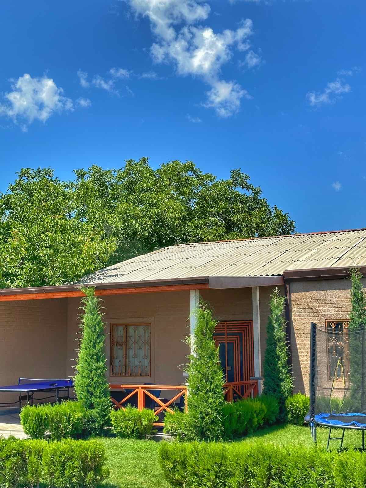 3 Սենյականոց Շքեղ Առանձնատուն, 300քմ, Լողավազանով
