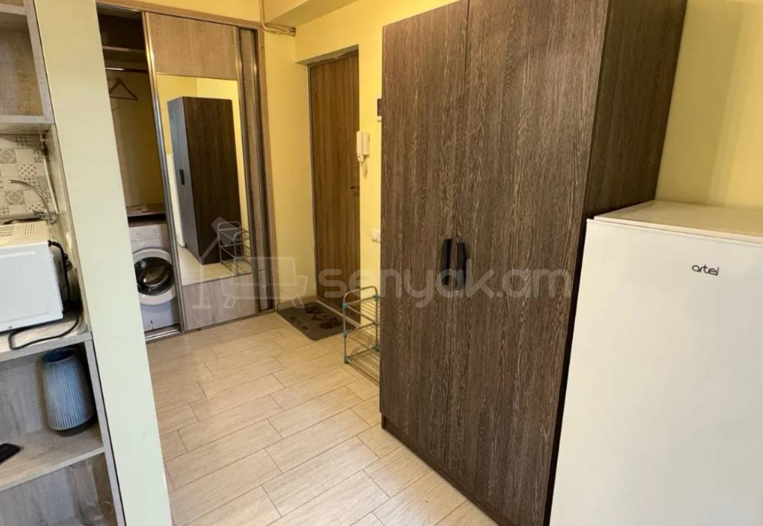 2 Սենյականոց Բնակարան Քարե Շենքում, 55քմ, 6/9 հարկ, Կապիտալ Վերանորոգված, Կահավորված, Արևկող