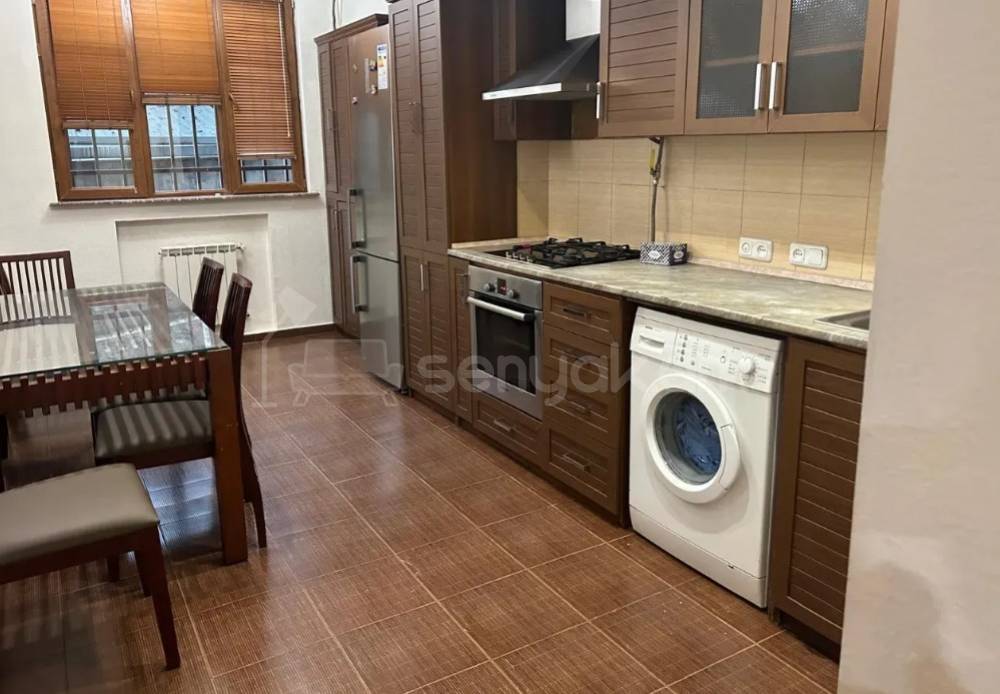 2 Սենյականոց Բնակարան, 70քմ, 1/7 հարկ, Կապիտալ Վերանորոգված, Կահավորված, Արևկող