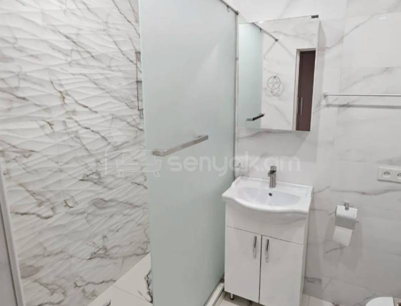 2 Սենյականոց Բնակարան, 50քմ, 10/15 հարկ, Կապիտալ Վերանորոգված, Կահավորված, Արևկող
