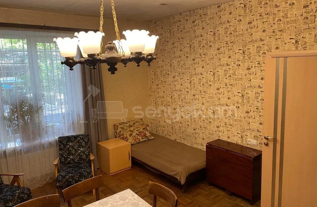 2 Սենյականոց Բնակարան Քարե Շենքում, 75քմ, 1/5 հարկ, Կոսմետիկ Վերանորոգված