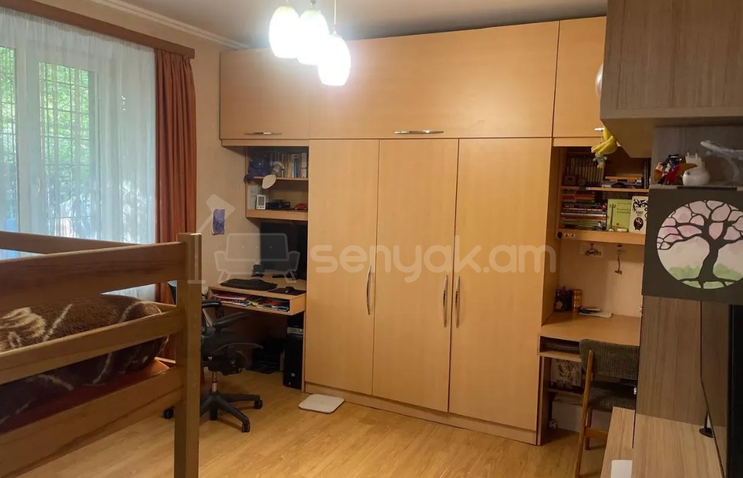 2 Սենյականոց Բնակարան Քարե Շենքում, 75քմ, 1/5 հարկ, Կոսմետիկ Վերանորոգված