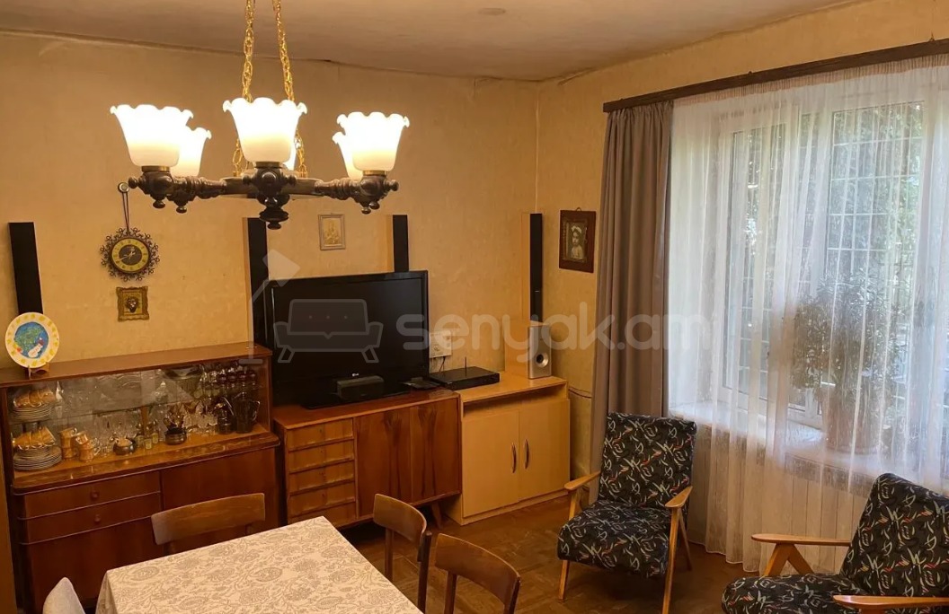 2 Սենյականոց Բնակարան Քարե Շենքում, 75քմ, 1/5 հարկ, Կոսմետիկ Վերանորոգված