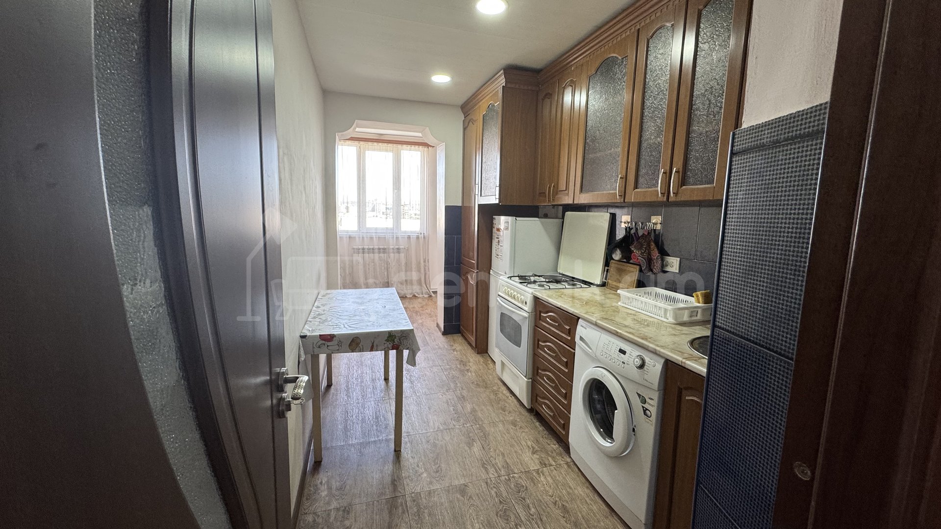 3 Սենյականոց Բնակարան, 80քմ, 7/9 հարկ, Կապիտալ Վերանորոգված, Կահավորված, Արևկող