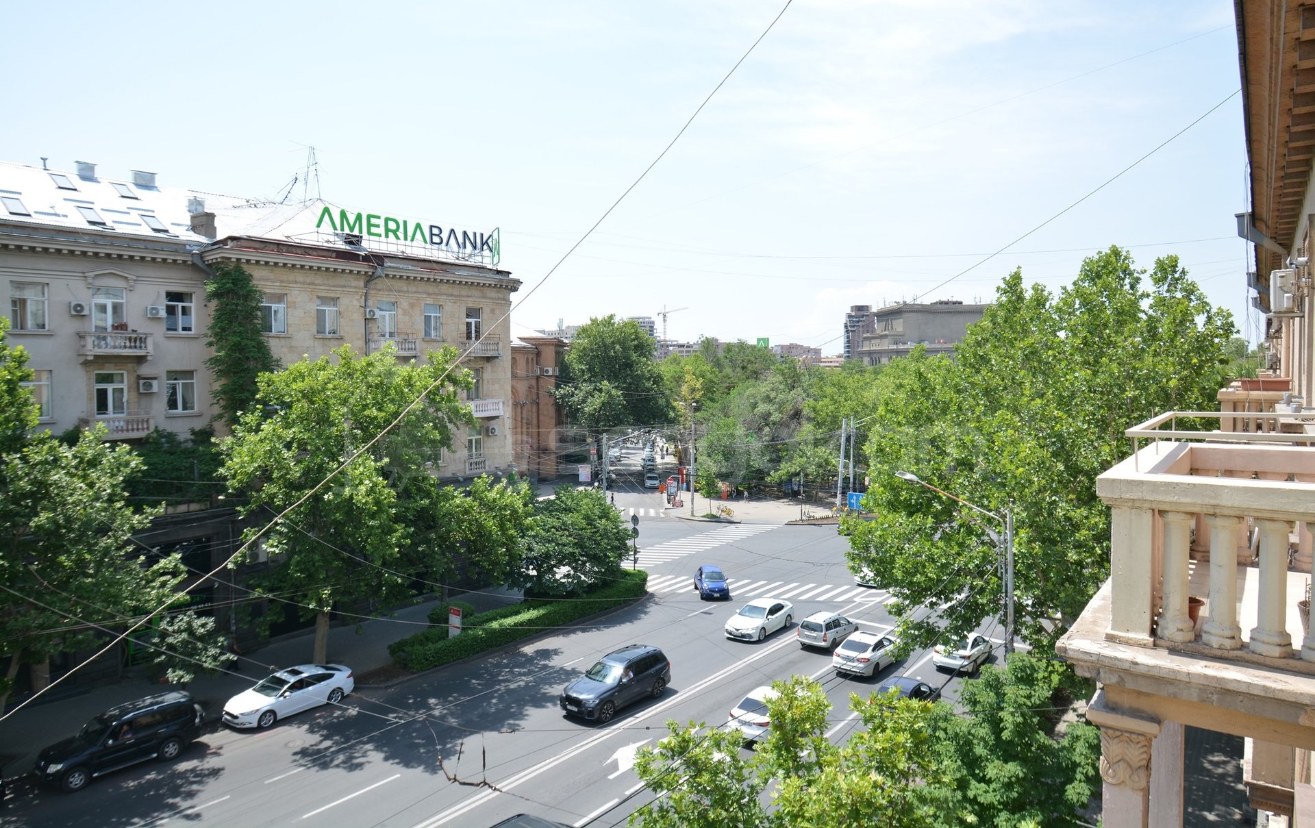 2 Սենյականոց Բնակարան Քարե Շենքում, 80քմ, 4/4 հարկ, Պետական Վիճակում