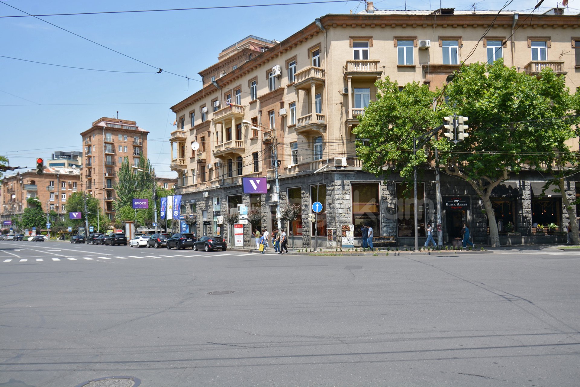 2 Սենյականոց Բնակարան Քարե Շենքում, 80քմ, 4/4 հարկ, Պետական Վիճակում