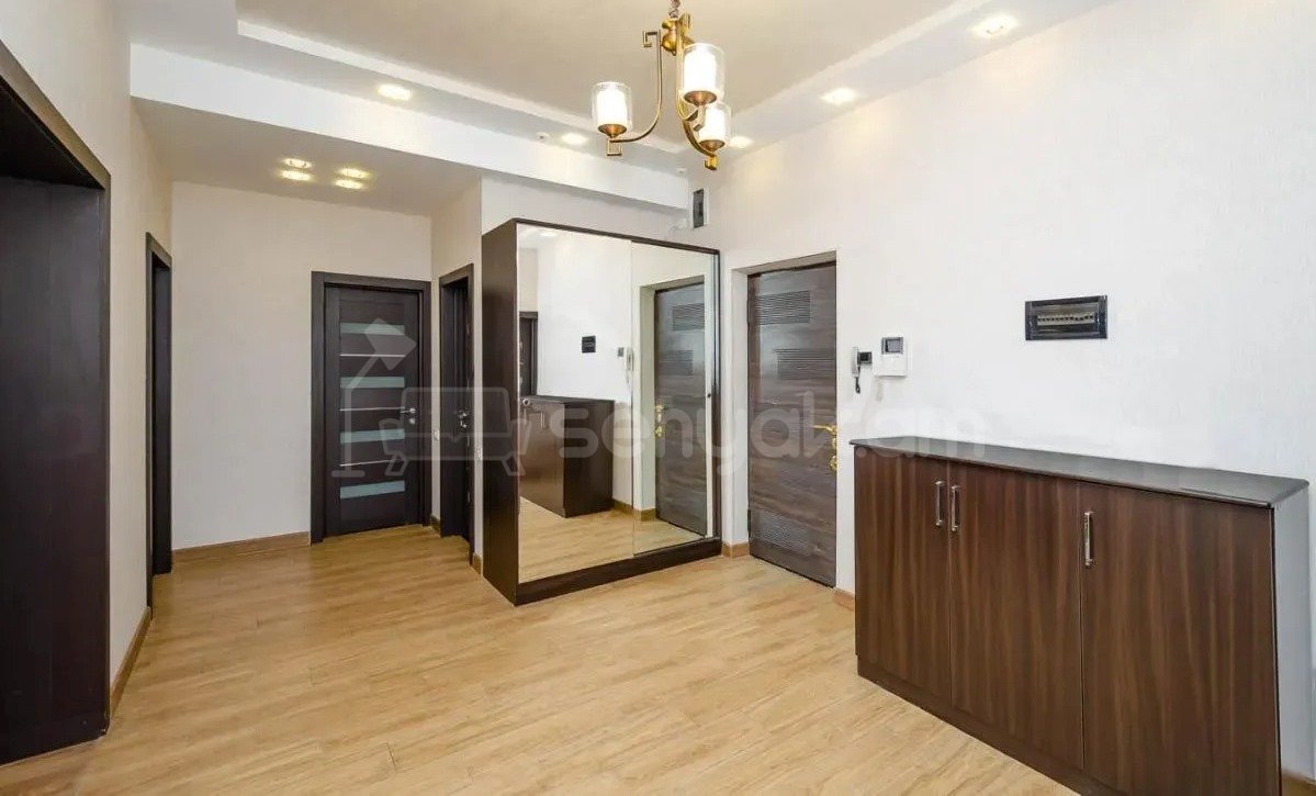3 Սենյականոց Բնակարան, 113քմ, 9/14 հարկ, Կապիտալ Վերանորոգված