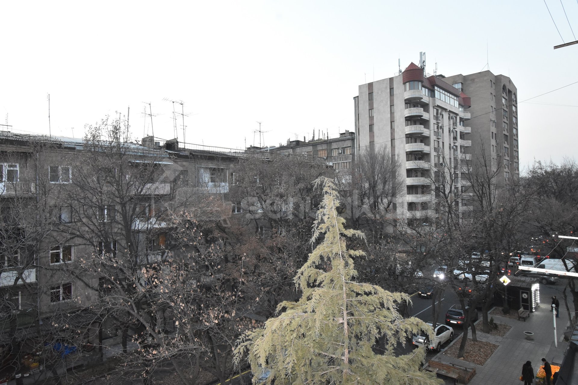 2 Սենյականոց Բնակարան Քարե Շենքում, 58քմ, 3/5 հարկ, Պետական Վիճակում