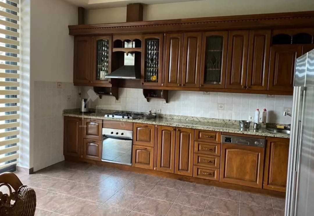 5 Սենյականոց Շքեղ Առանձնատուն, 250քմ, Լողավազանով