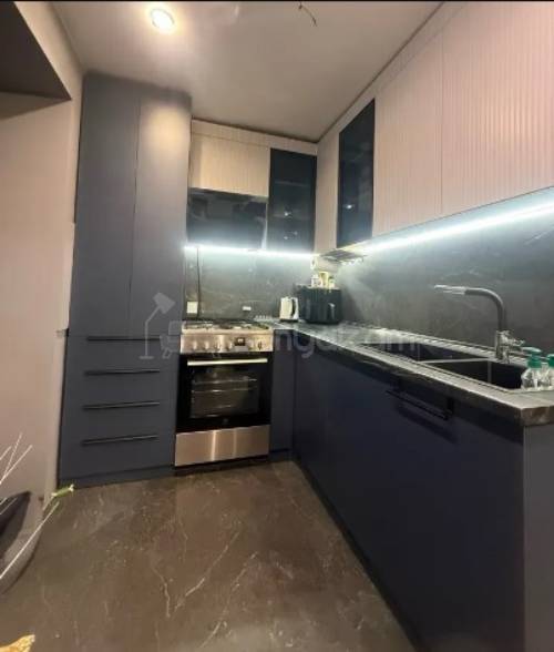 2 Սենյականոց Բնակարան Քարե Շենքում, 55քմ, 3/4 հարկ, Կապիտալ Վերանորոգված
