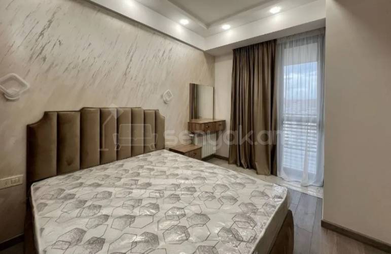 2 Սենյականոց Բնակարան Նորակառույցում, 70քմ, 12/14 հարկ, Կապիտալ Վերանորոգված