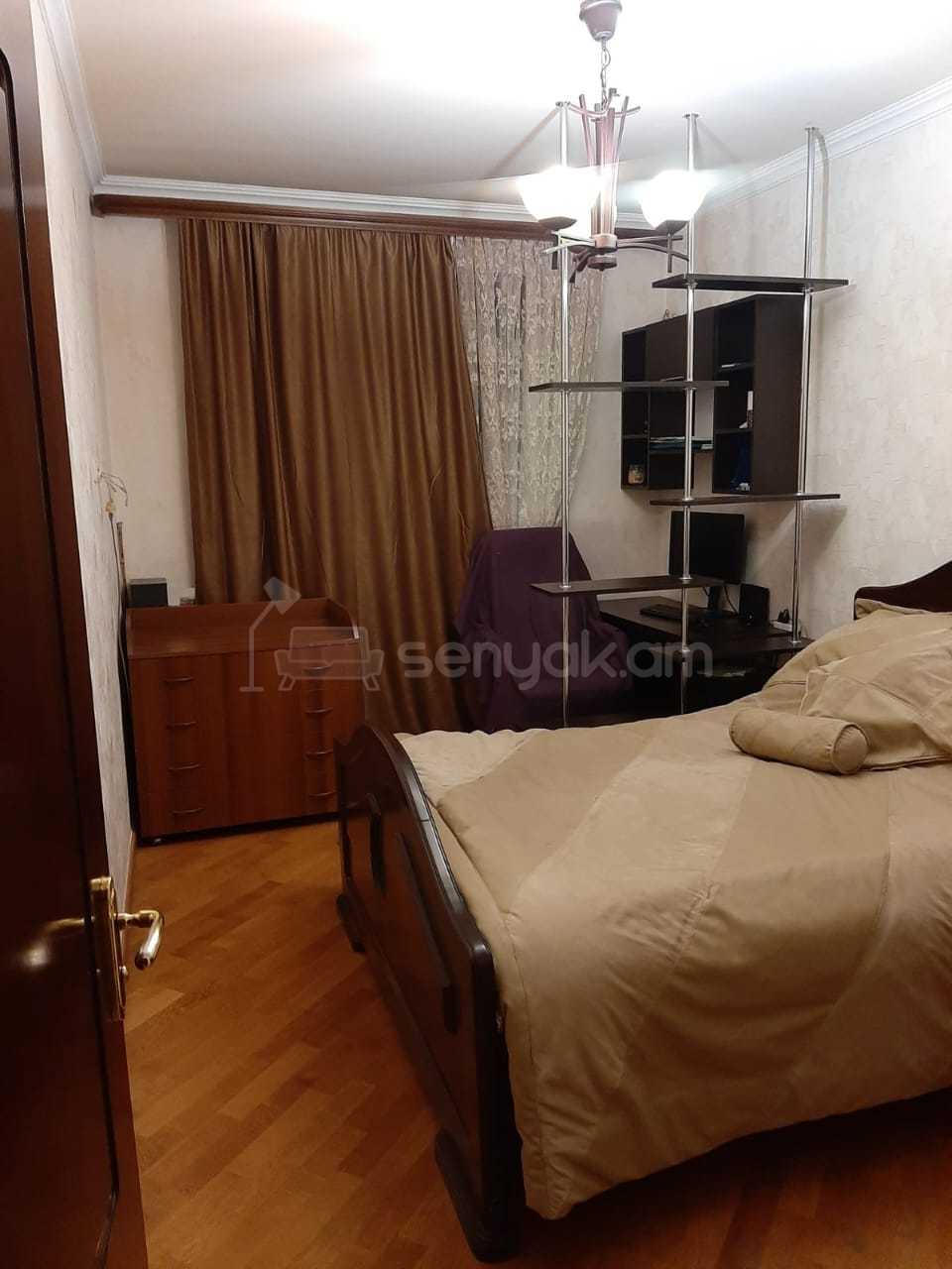3 Սենյականոց Բնակարան, 80քմ, 8/9 հարկ, Նորմալ Վիճակում