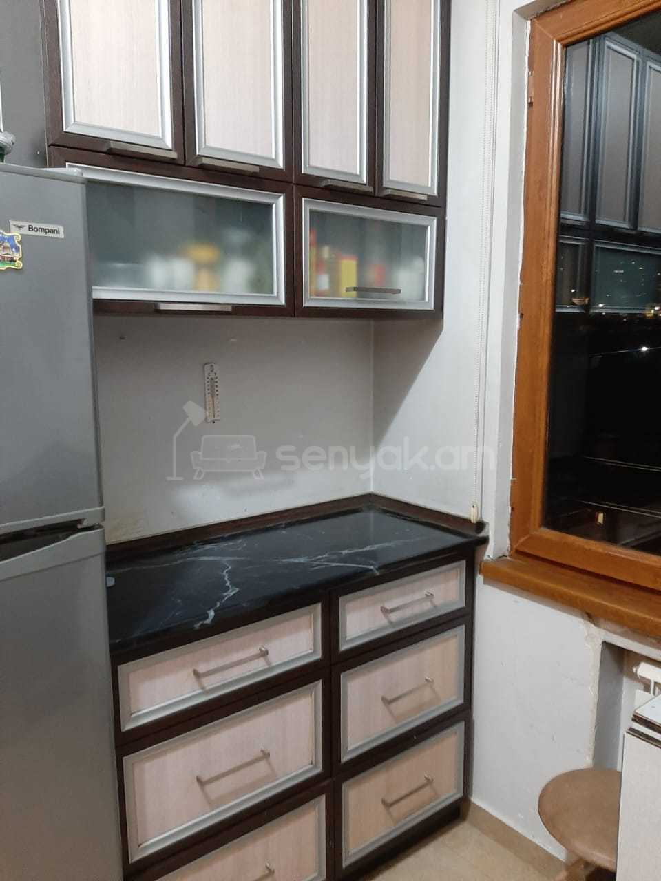 3 Սենյականոց Բնակարան, 80քմ, 8/9 հարկ, Նորմալ Վիճակում