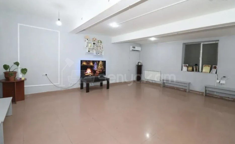 Օֆիսային Տարածք, 240քմ, Կապիտալ Վերանորոգված