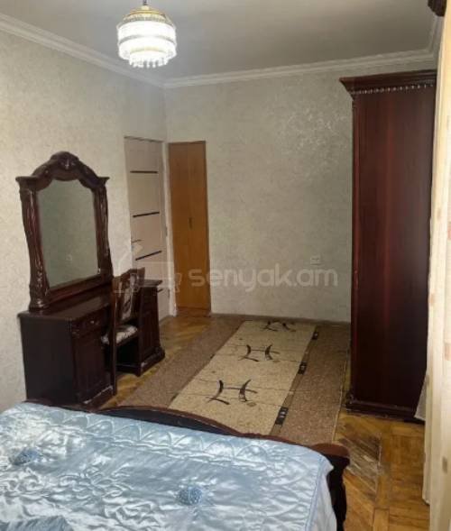 3 Սենյականոց Բնակարան Քարե Շենքում, 80քմ, 3/5 հարկ, Կոսմետիկ Վերանորոգված, Կահավորված, Արևկող