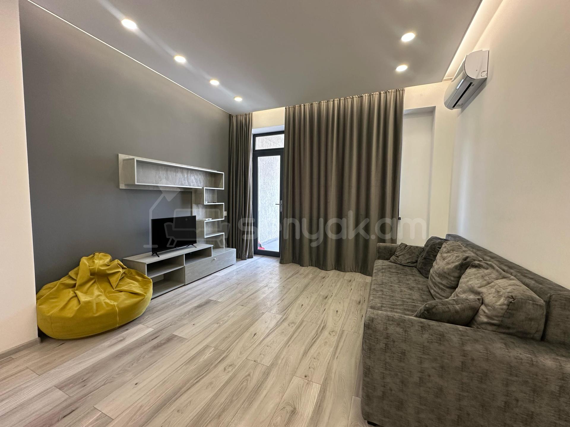 3 Սենյականոց Բնակարան Նորակառույցում, 66քմ, 3/4 հարկ, Կապիտալ Վերանորոգված, Կահավորված, Արևկող