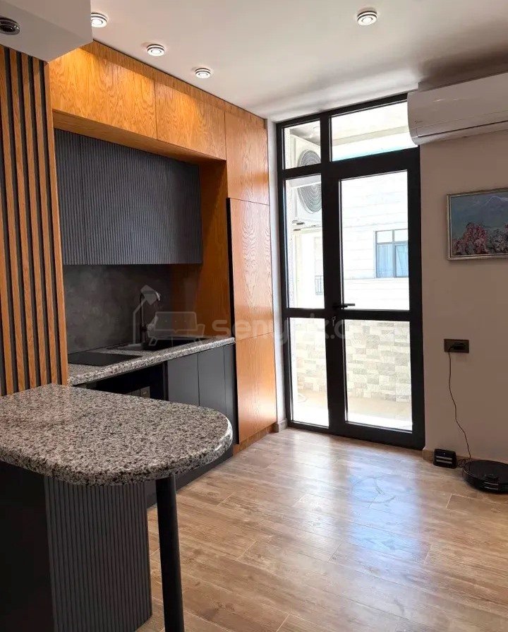 3 Սենյականոց Բնակարան Նորակառույցում, 60քմ, 16/16 հարկ, Կապիտալ Վերանորոգված, Կահավորված, Արևկող