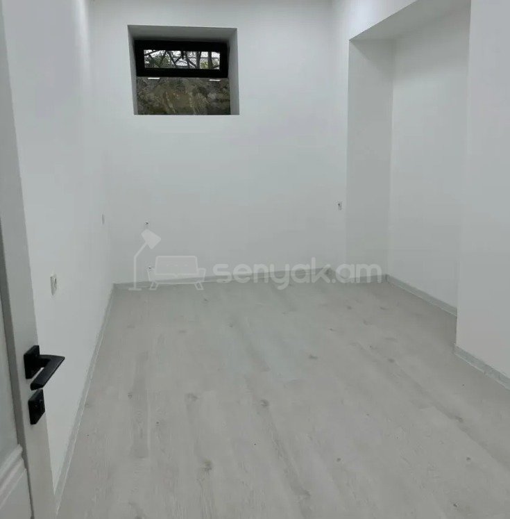 Կոմերցիոն Տարածք, 70քմ