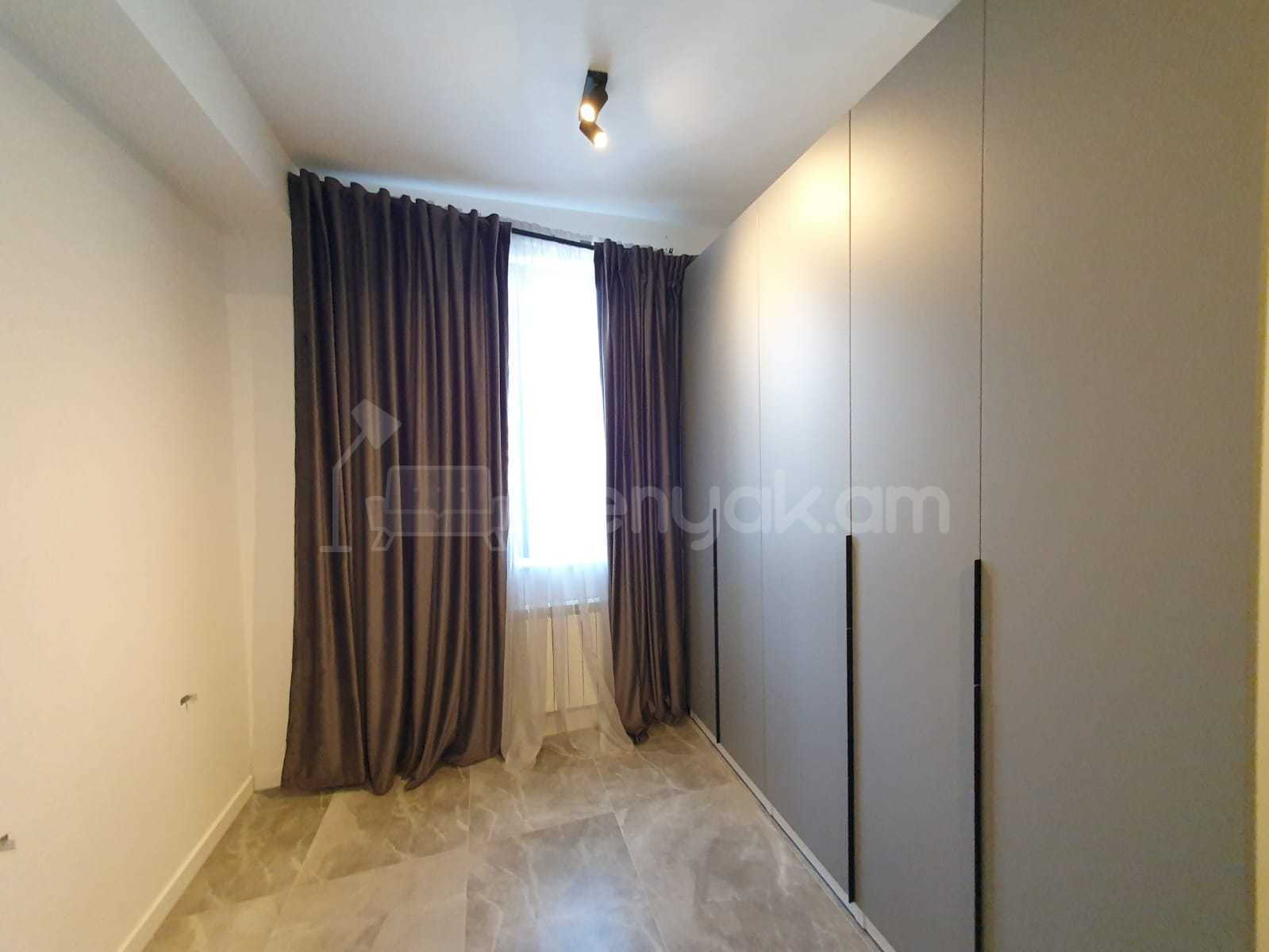 3 Սենյականոց Բնակարան Նորակառույցում, 74քմ, 2/18 հարկ, Դիզայներական Վերանորոգված, Կահավորված