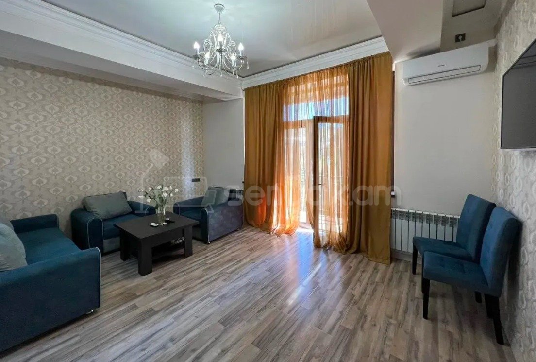 2 Սենյականոց Բնակարան Քարե Շենքում, 70քմ, 3/5 հարկ, Կապիտալ Վերանորոգված, Կահավորված, Արևկող