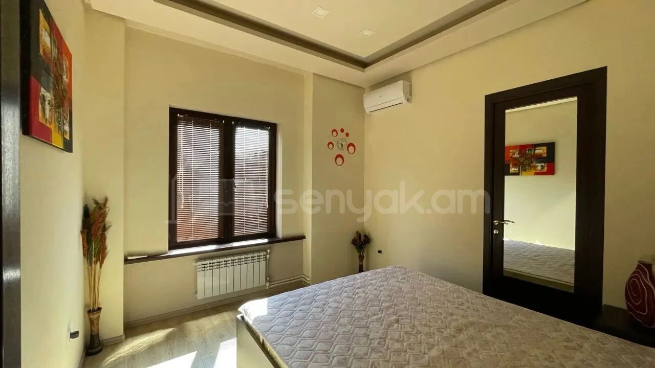 2 Սենյականոց Բնակարան Քարե Շենքում, 45քմ, 3/5 հարկ, Դիզայներական Վերանորոգված, Կահավորված, Արևկող
