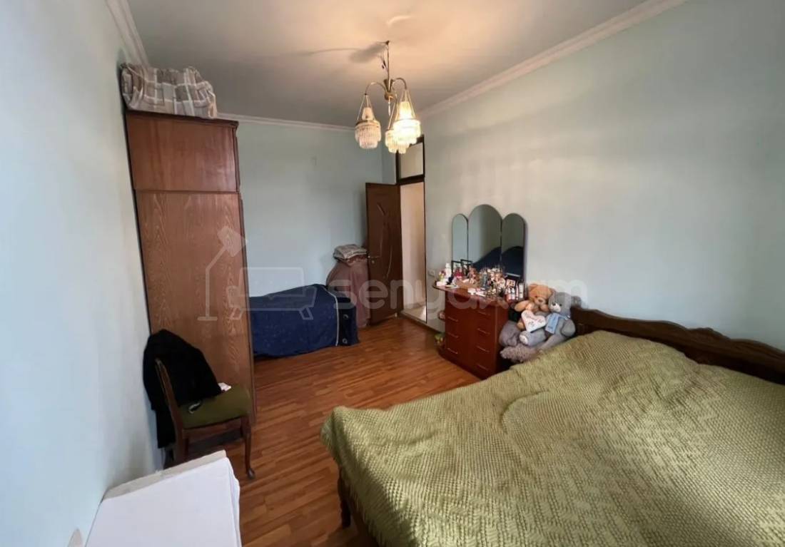 3 Սենյականոց Բնակարան Քարե Շենքում, 68քմ, 2/4 հարկ, Կոսմետիկ Վերանորոգված, Կահավորված, Արևկող