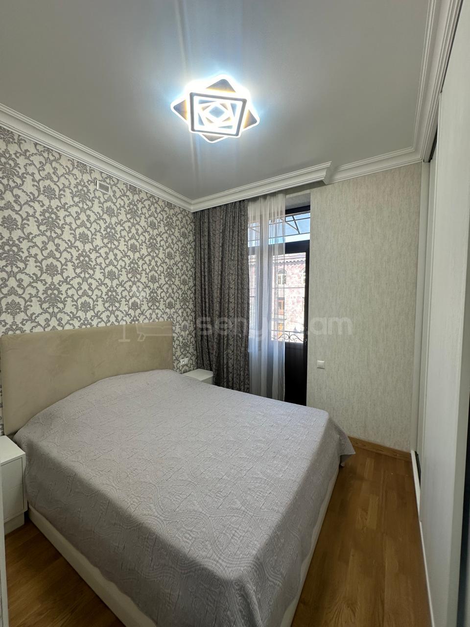 2 Սենյականոց Բնակարան Քարե Շենքում, 40քմ, 4/5 հարկ, Կապիտալ Վերանորոգված, Կահավորված, Արևկող