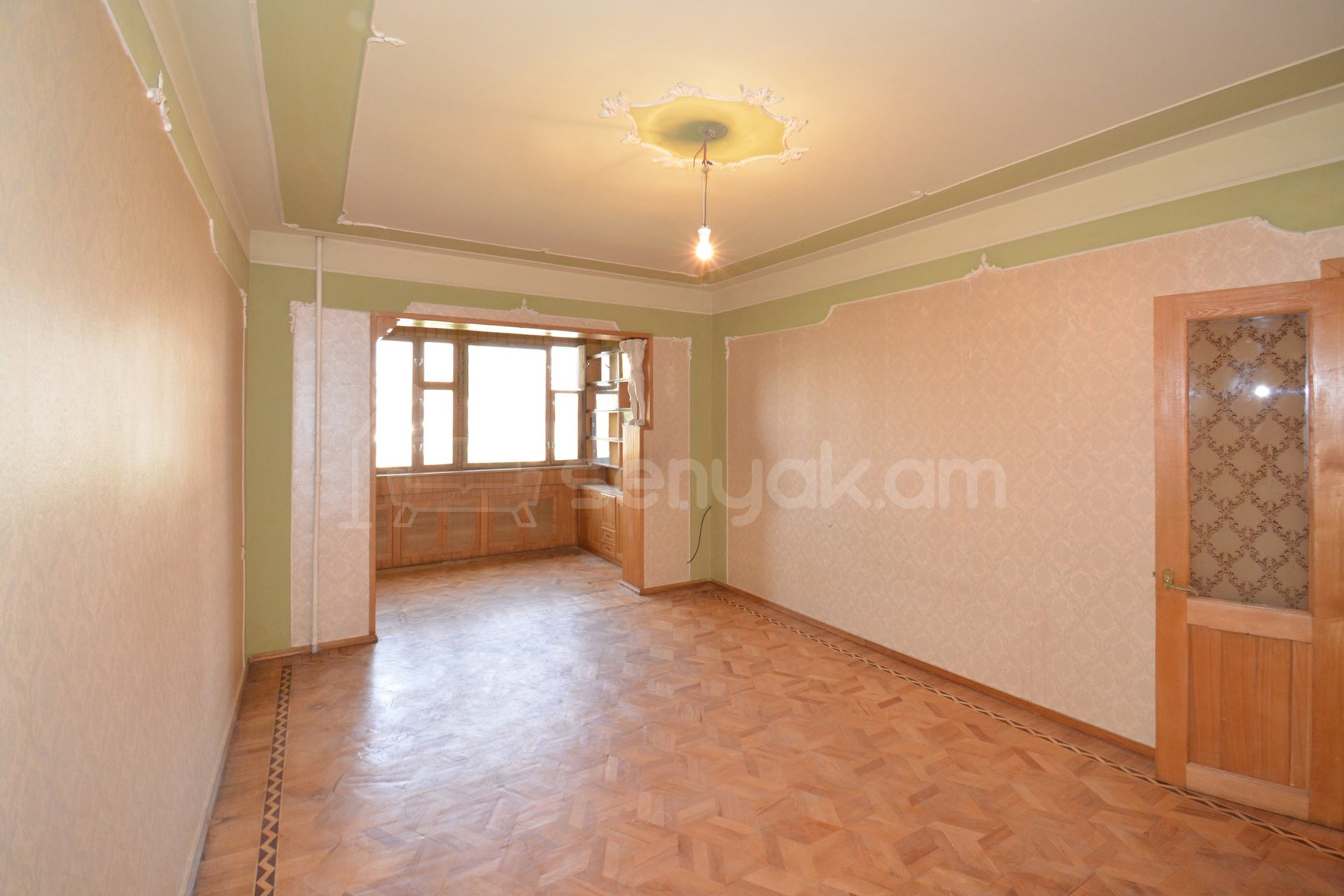 3 Սենյականոց Բնակարան, 80քմ, 7/9 հարկ, Նորմալ Վիճակում