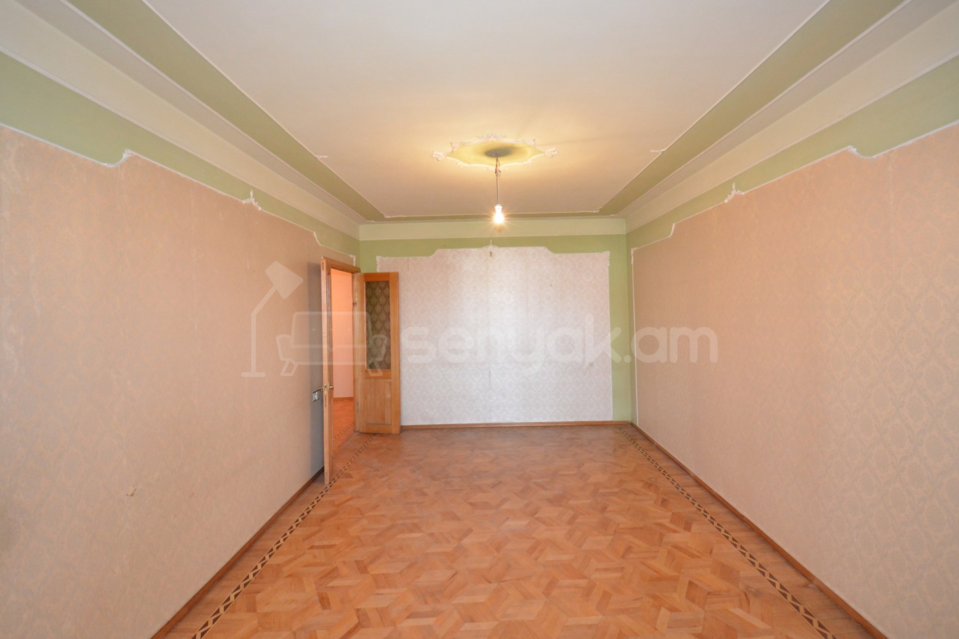 3 Սենյականոց Բնակարան, 80քմ, 7/9 հարկ, Նորմալ Վիճակում