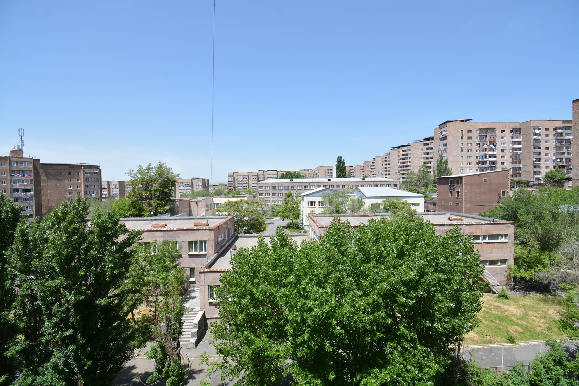 3 Սենյականոց Բնակարան, 80քմ, 7/9 հարկ, Նորմալ Վիճակում