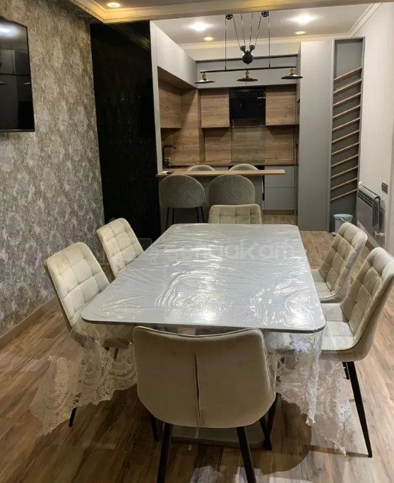 4 Սենյականոց Բնակարան, 84քմ, 4/14 հարկ, Դիզայներական Վերանորոգված, Կահավորված, Արևկող
