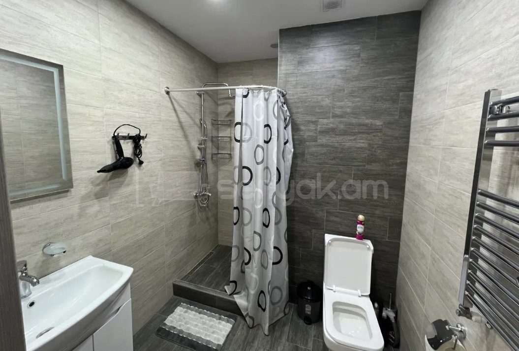 2 Սենյականոց Բնակարան, 65քմ, 11/17 հարկ, Դիզայներական Վերանորոգված, Կահավորված, Արևկող