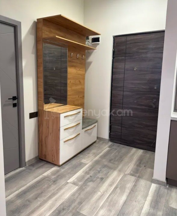 2 Սենյականոց Բնակարան, 60քմ, 7/18 հարկ, Դիզայներական Վերանորոգված, Կահավորված, Արևկող