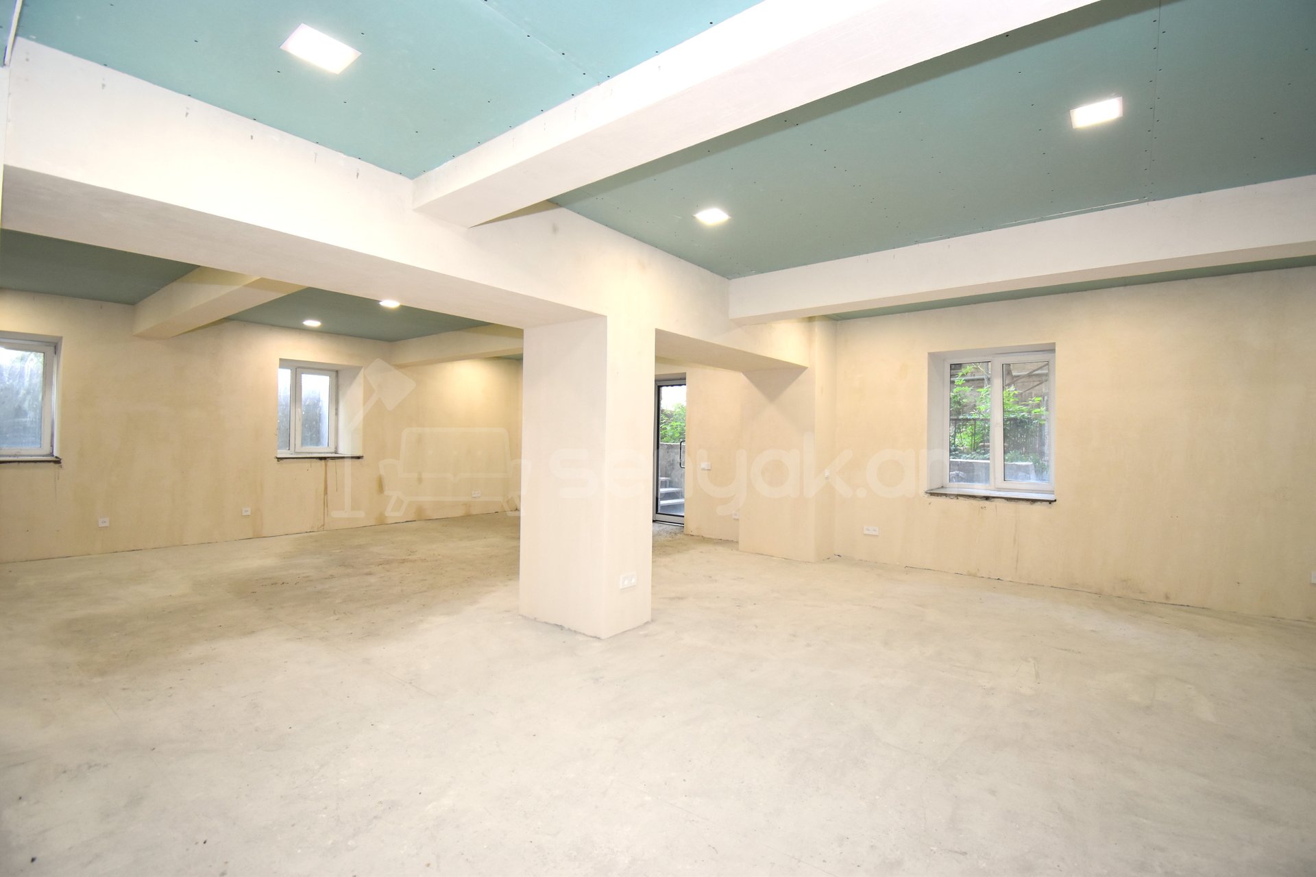 Օֆիսային Տարածք, 200քմ, Կապիտալ Վերանորոգված