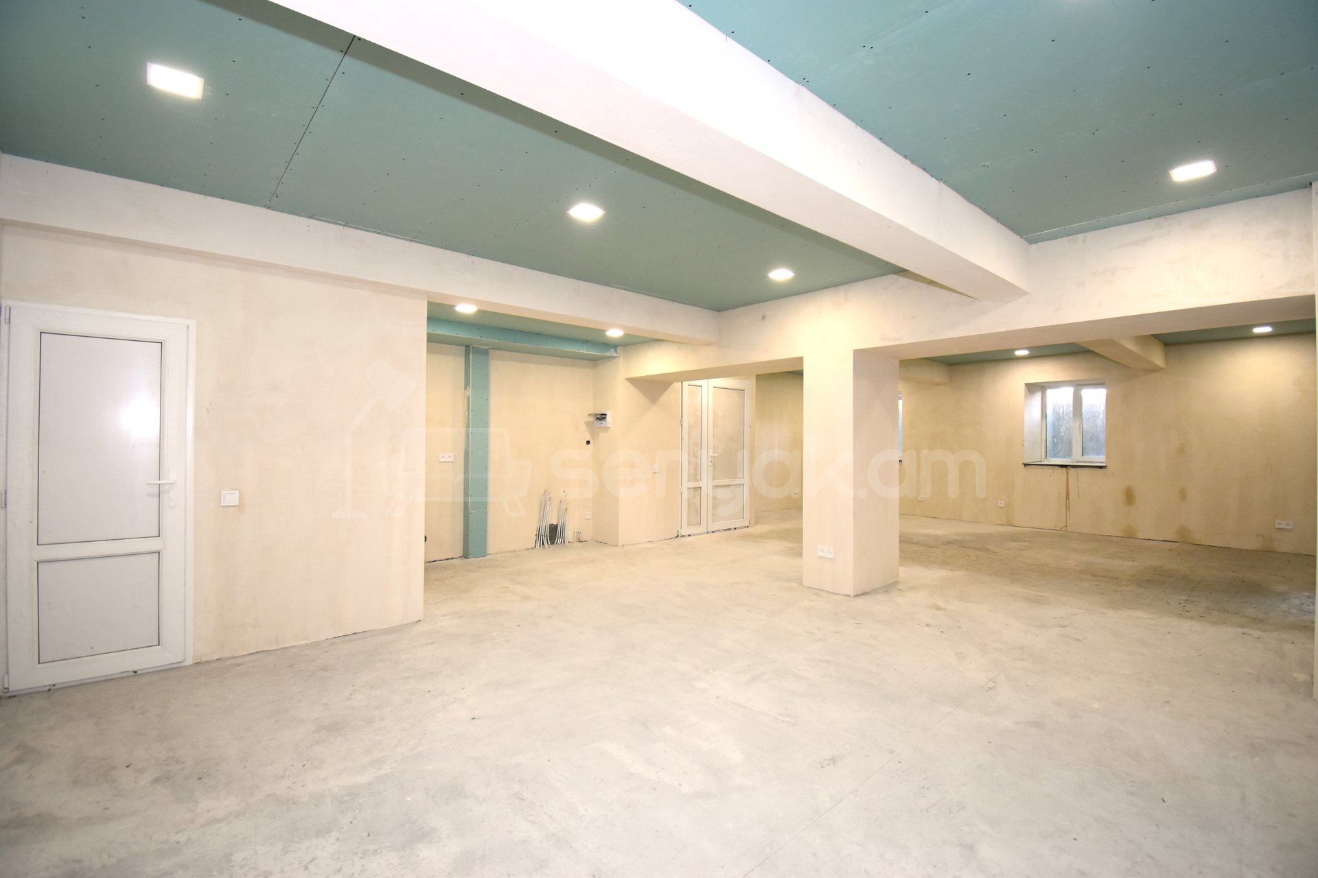 Օֆիսային Տարածք, 200քմ, Կապիտալ Վերանորոգված