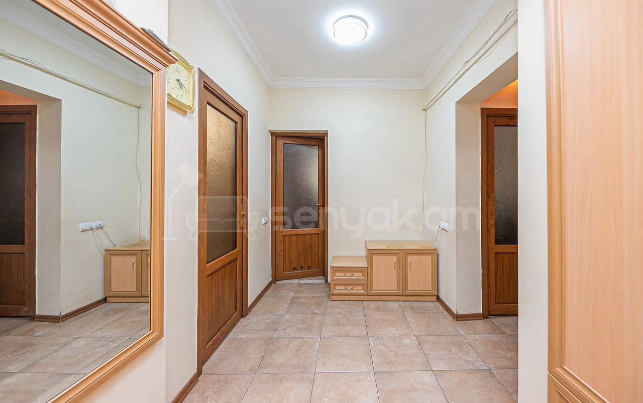 4 Սենյականոց Բնակարան, 87քմ, 1/9 հարկ, Կապիտալ Վերանորոգված, Կահավորված