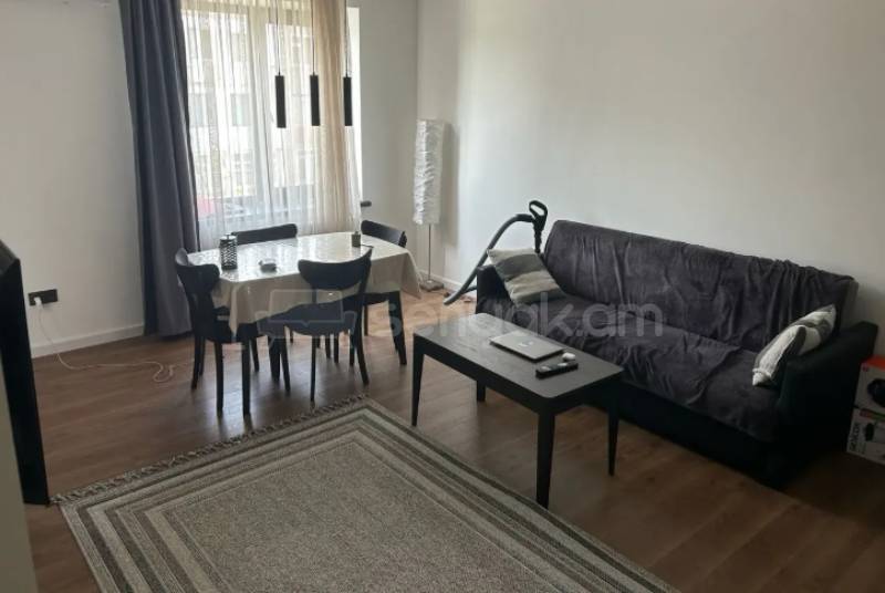 2 Սենյականոց Բնակարան Քարե Շենքում, 60քմ, 3/5 հարկ, Կապիտալ Վերանորոգված, Կահավորված, Արևկող