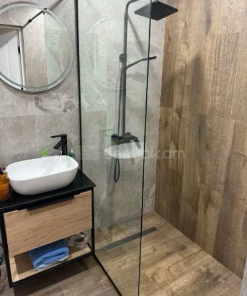 2 Սենյականոց Բնակարան Քարե Շենքում, 60քմ, 3/5 հարկ, Կապիտալ Վերանորոգված, Կահավորված, Արևկող