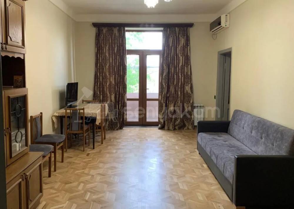 3 Սենյականոց Բնակարան Քարե Շենքում, 80քմ, 3/5 հարկ, Կոսմետիկ Վերանորոգված, Կահավորված