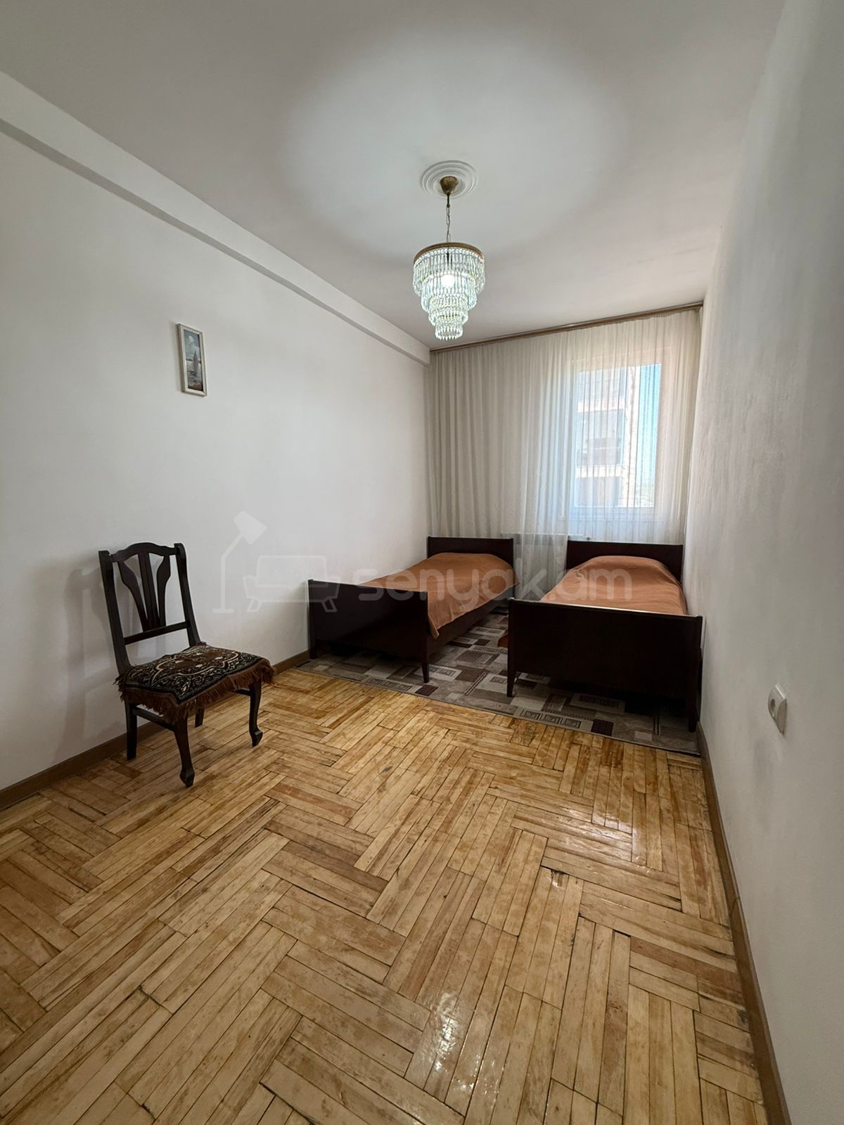 3 Սենյականոց Բնակարան, 94քմ, 9/9 հարկ, Նորմալ Վիճակում, Կահավորված, Արևկող