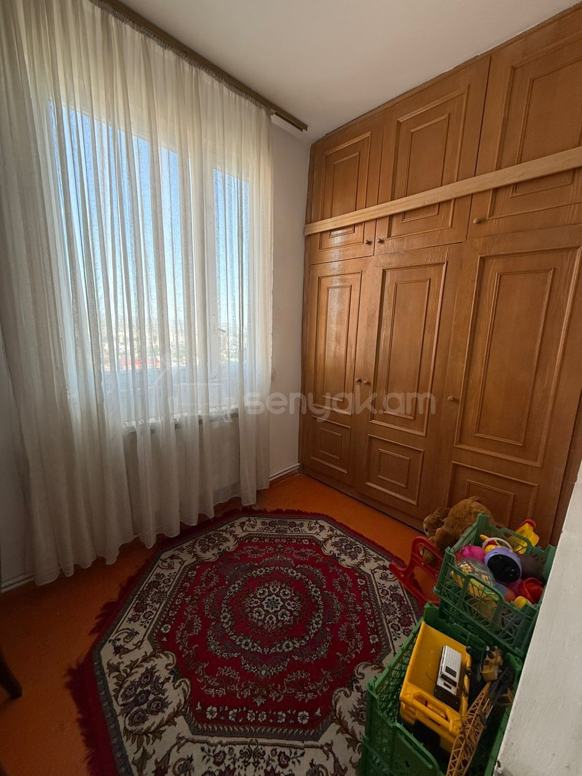 3 Սենյականոց Բնակարան, 94քմ, 9/9 հարկ, Նորմալ Վիճակում, Կահավորված, Արևկող